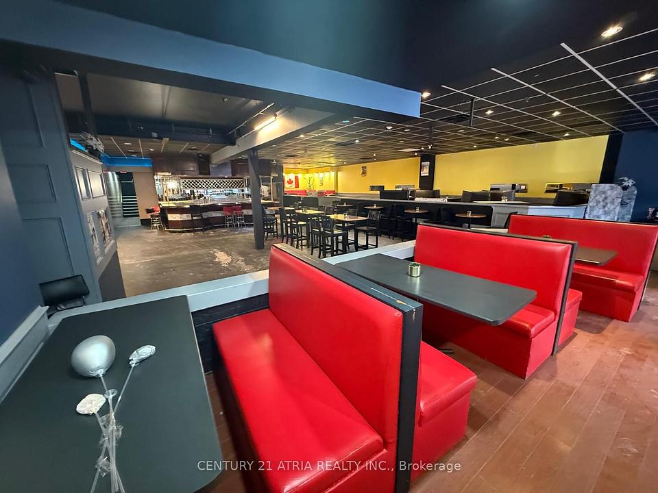 22 Dunlop Street West, Barrie, ON