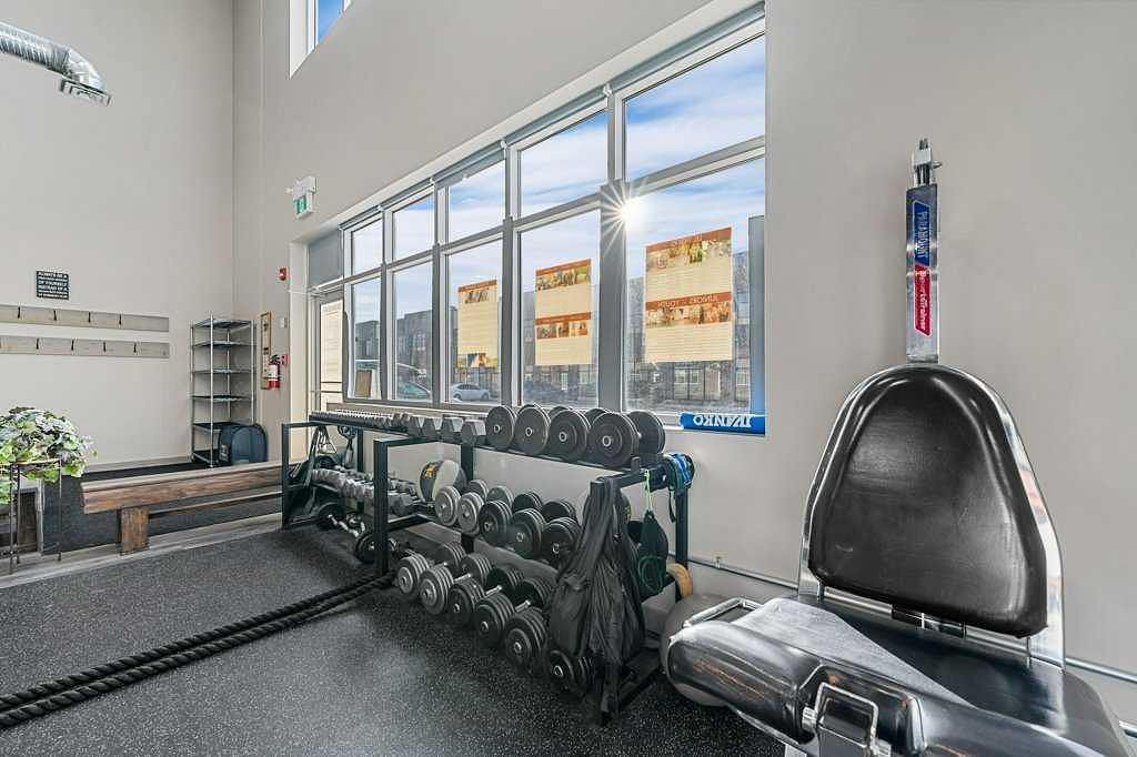 2 - 110 Commercial Drive, Calgary, AB
