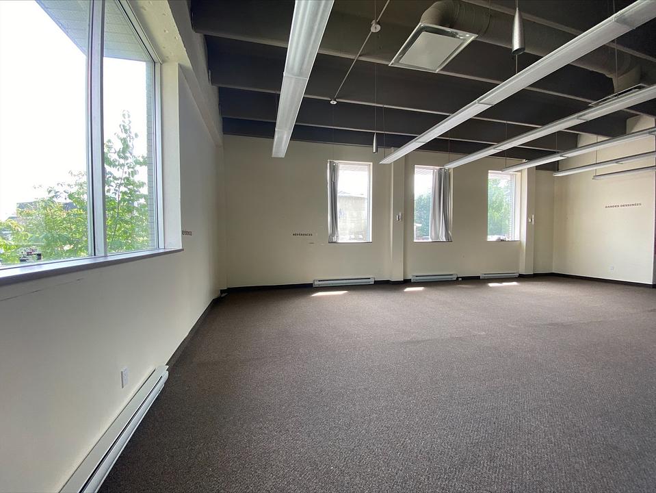 3 - 2001 Rue Price, Saguenay, QC