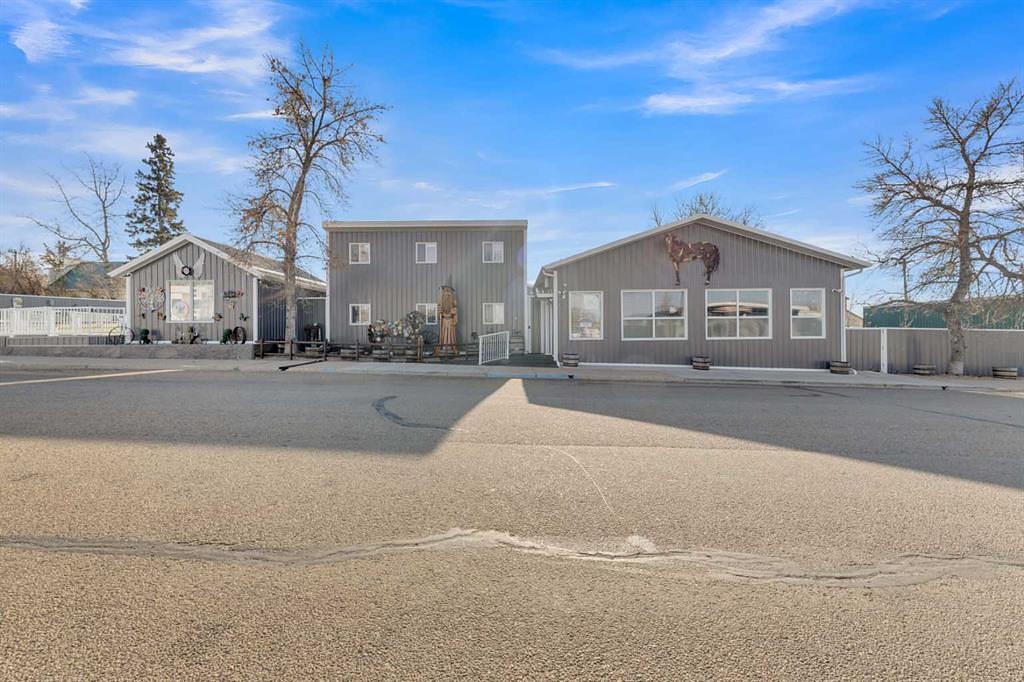 2023 20 Avenue, Bowden, AB
