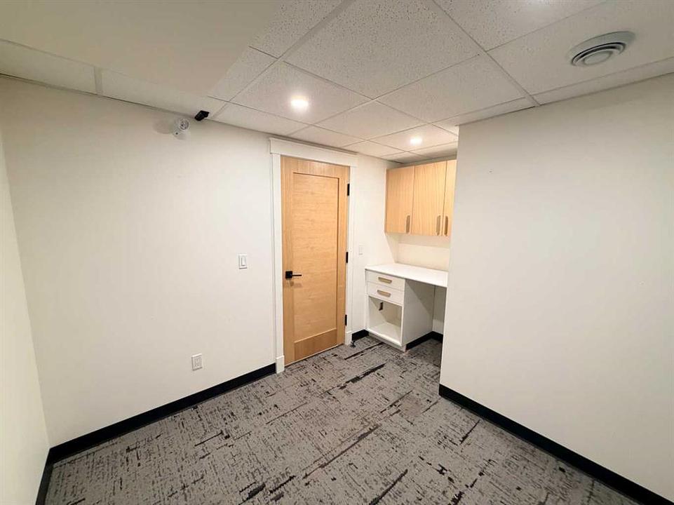 222 - 14 Avenue Southwest, Calgary, AB