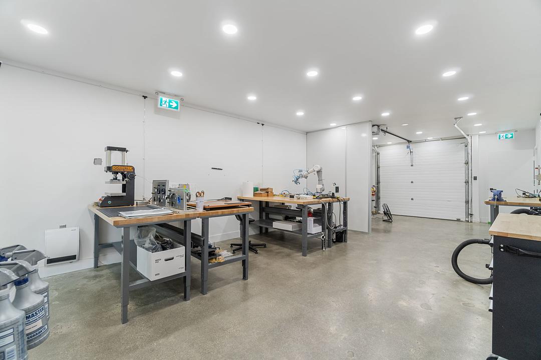 9030 Oak St, Vancouver, BC