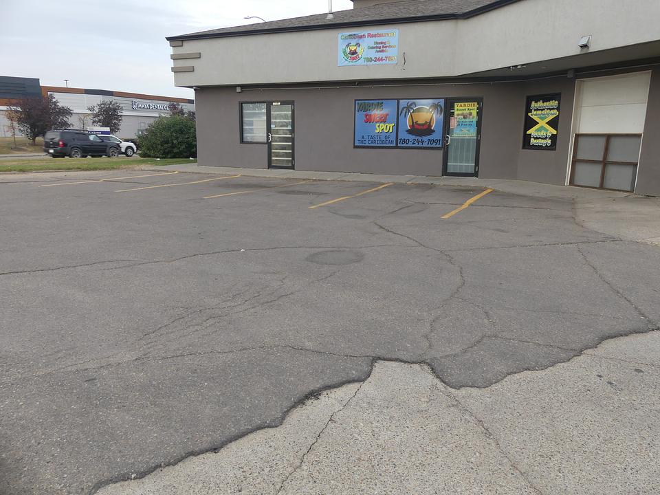 17551 100 Avenue Northwest, Edmonton, AB