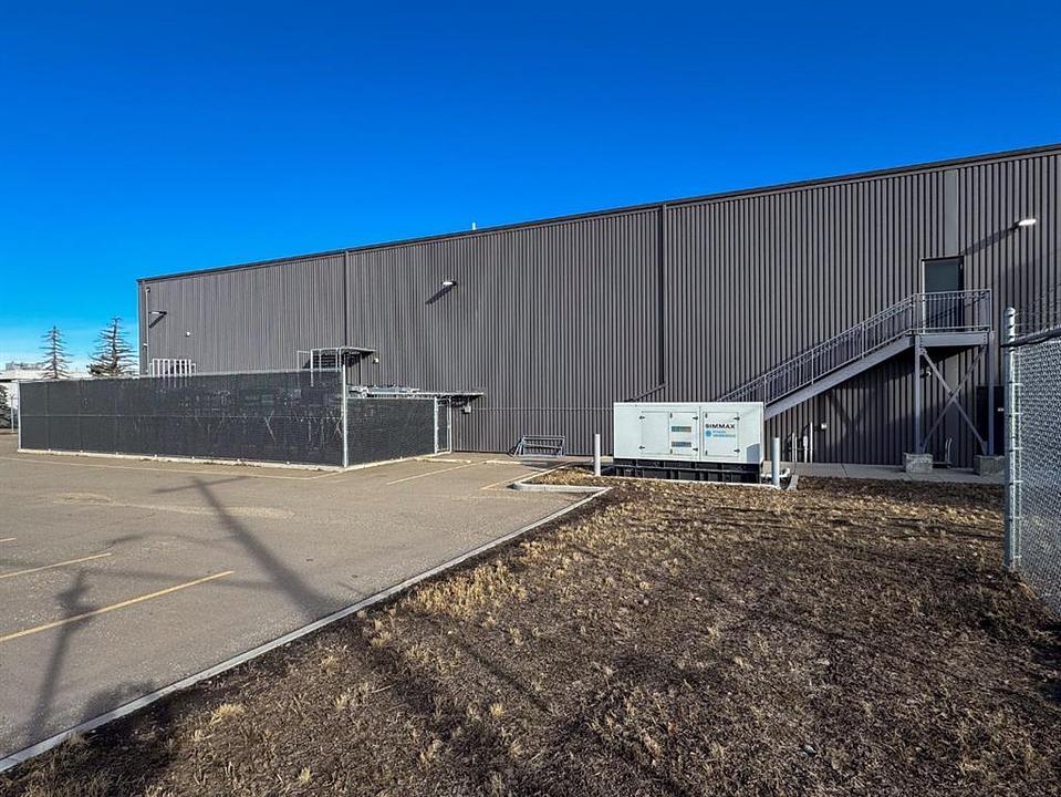 5430 30 Street Southeast, Calgary, AB