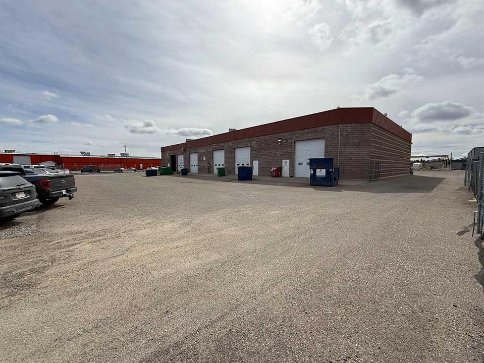 2843 2 Avenue North, Lethbridge, AB