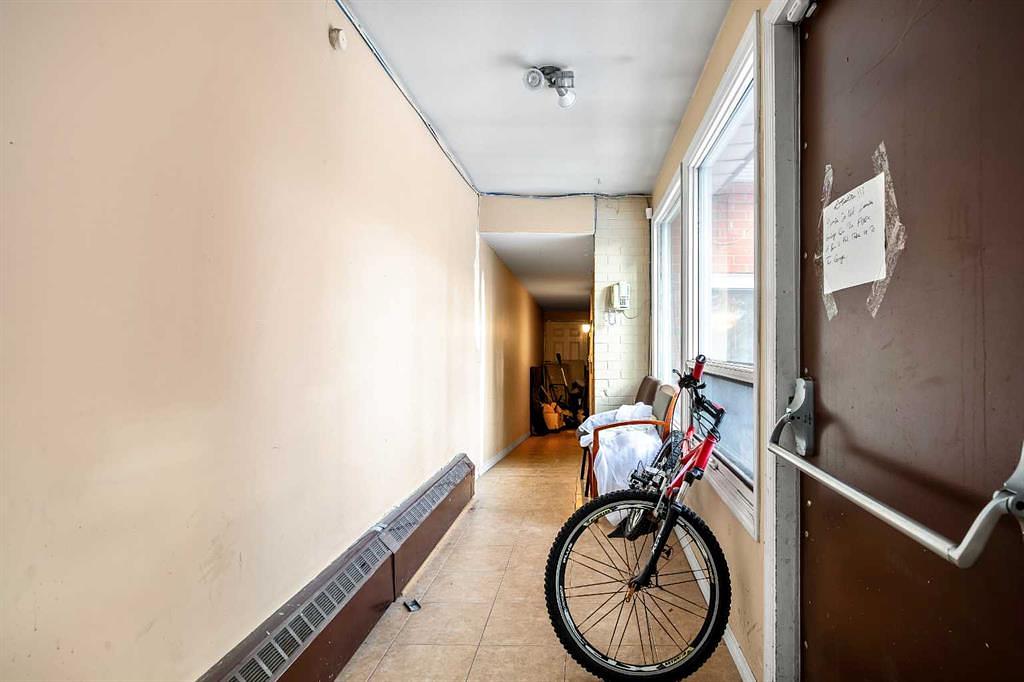 1405 8 Avenue Southeast, Calgary, AB