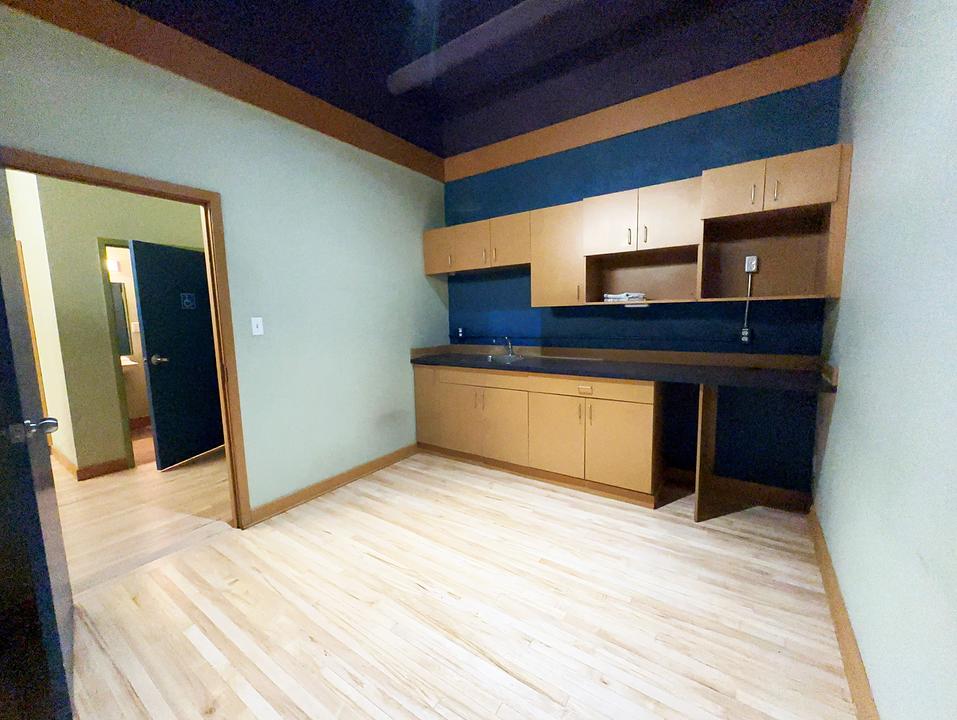 89 Princess Street, Winnipeg, MB