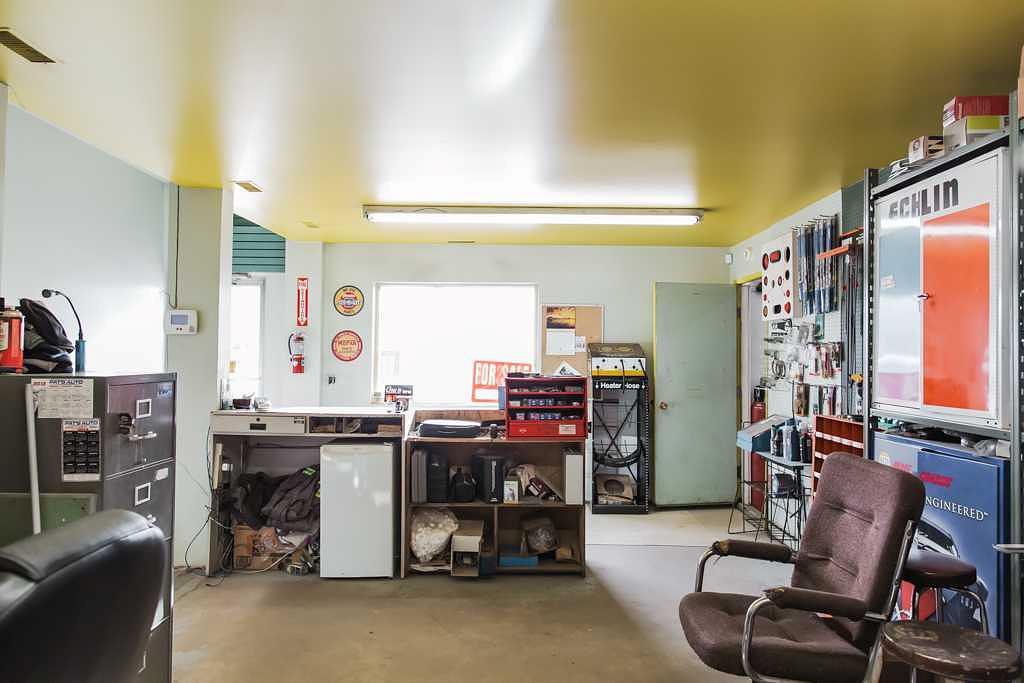 9934 100 Avenue, Grande Prairie, AB