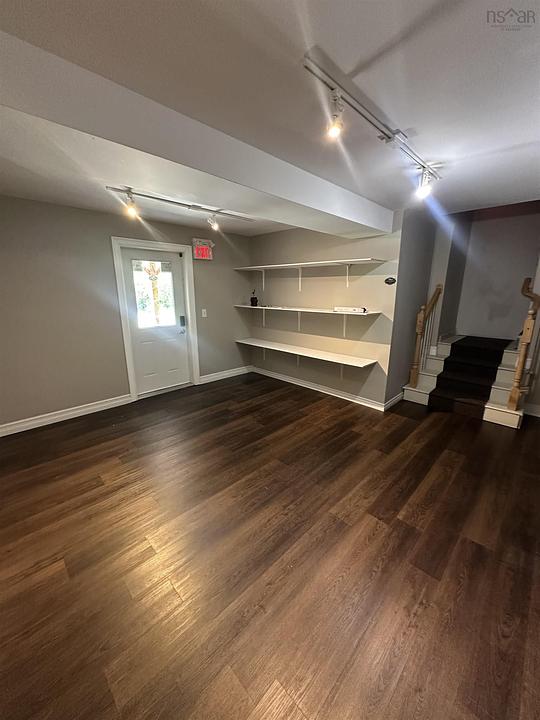 1423 Fall River Road, Fall River, NS