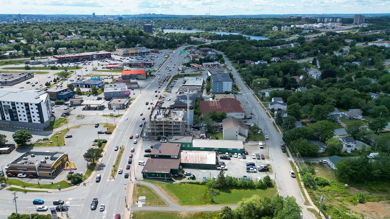 143 Main Street, Dartmouth, NS