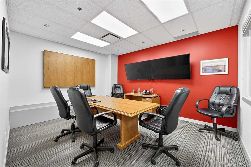 140 - 5700 1 Street Southwest, Calgary, AB