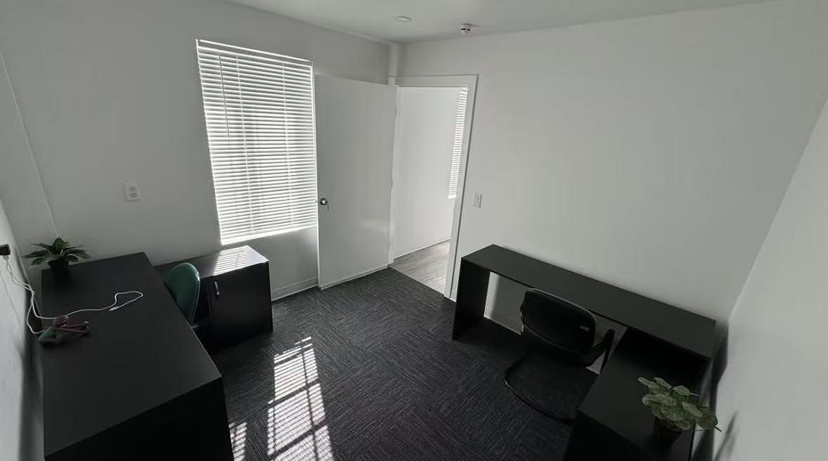 35 - 5080 12A Street Southeast, Calgary, AB