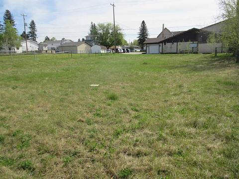 49 Street, Rocky Mountain House, AB