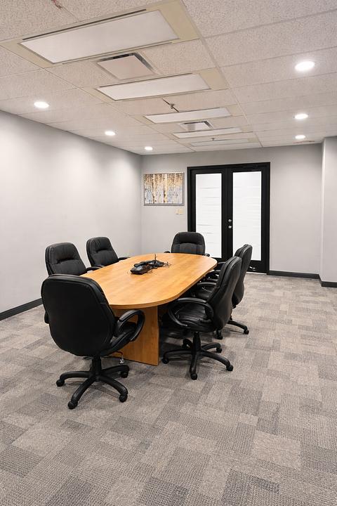 701 - 2630 Skymark Avenue, Mississauga, ON