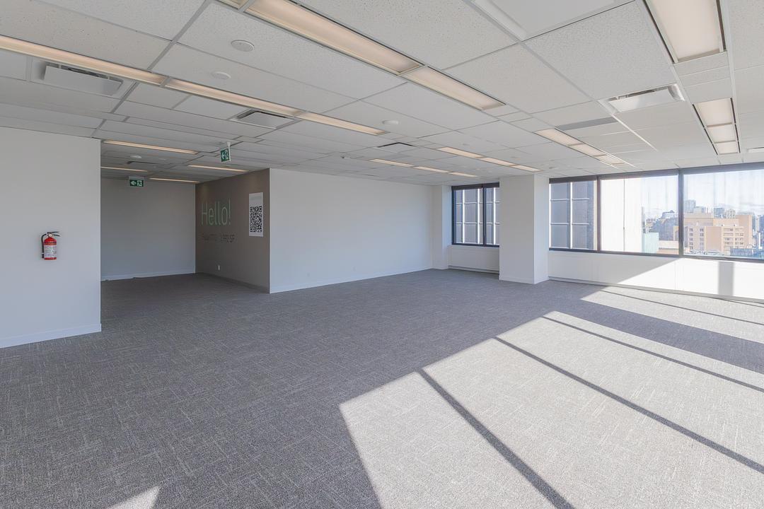 1703 - 180 Dundas Street West, Toronto, ON