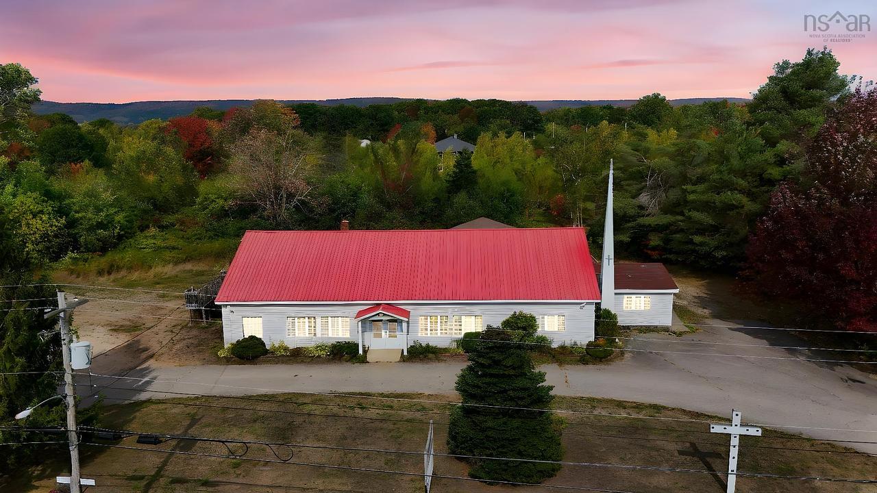 10443 Nova Scotia Trunk 1, Lawrencetown, NS