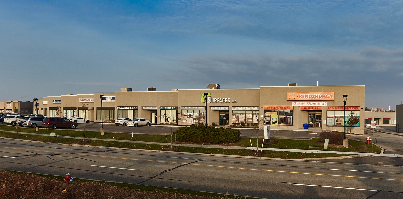 4 - 3425 Laird Road, Mississauga, ON
