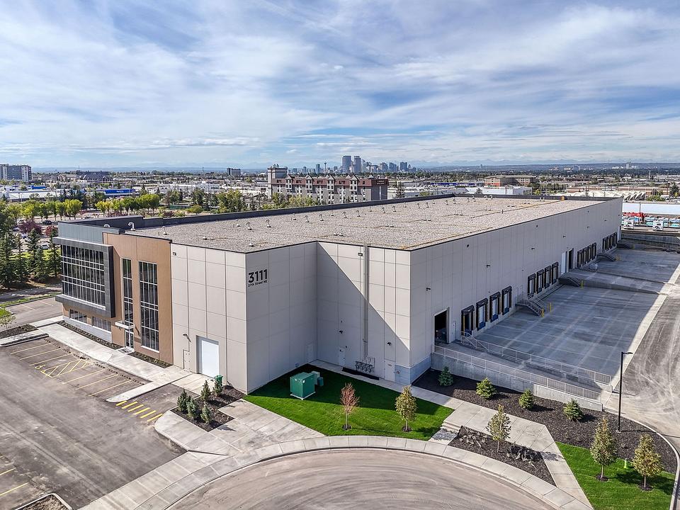 3111 27 Street Northeast, Calgary, AB