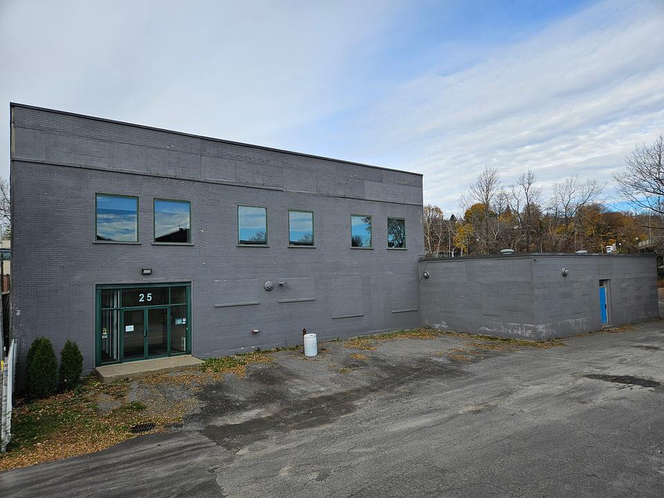 25 Rue Saint-Jacques, Montréal, QC