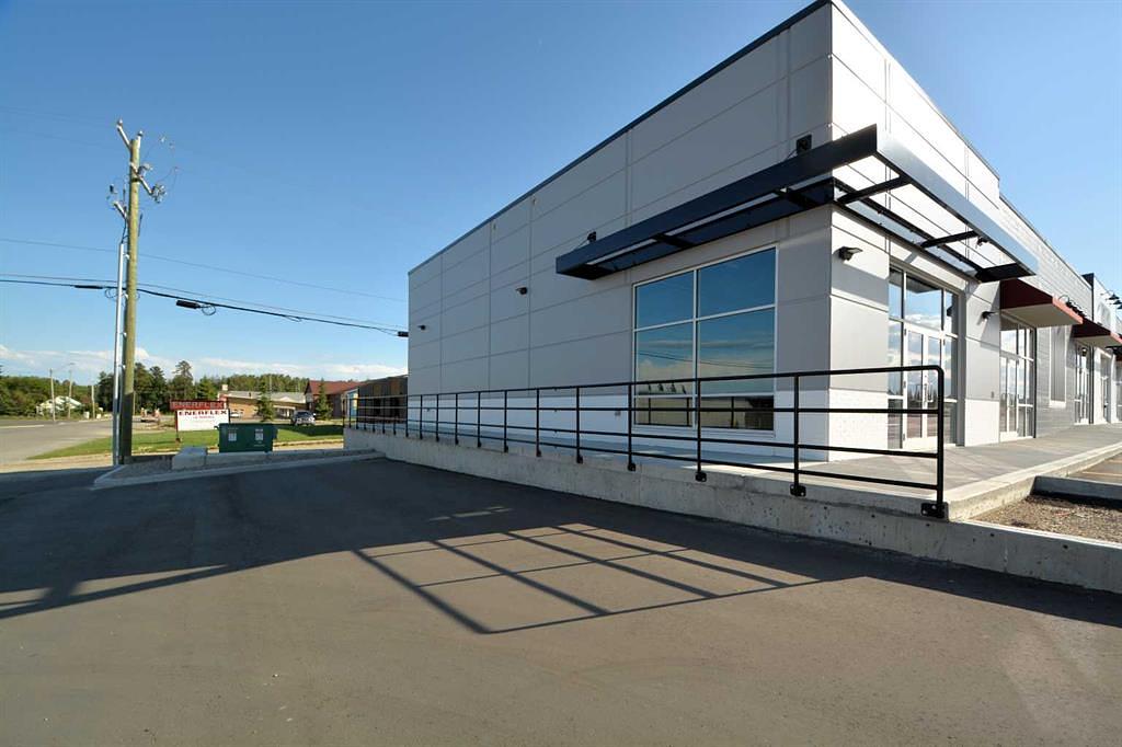 7 - 5601 4 Avenue, Edson, AB