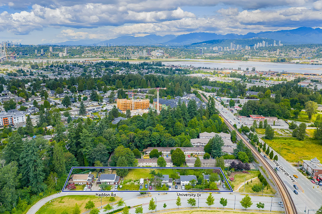 10977 University Drive, Surrey, BC