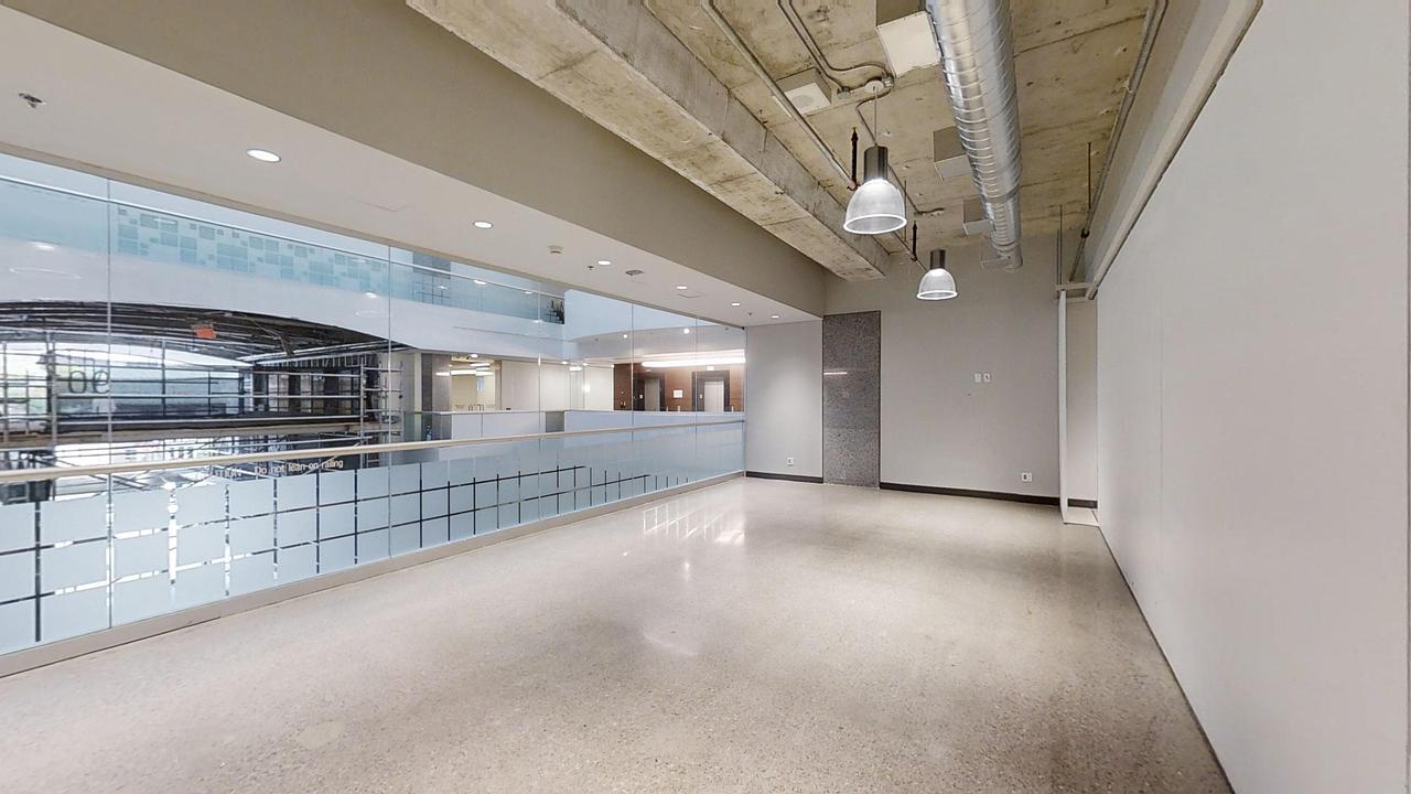 200 - 901 King Street West, Toronto, ON