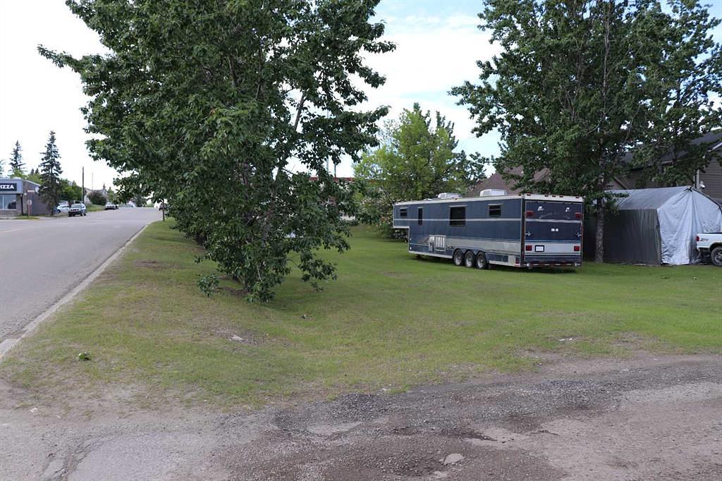 4839 4 Avenue, Edson, AB