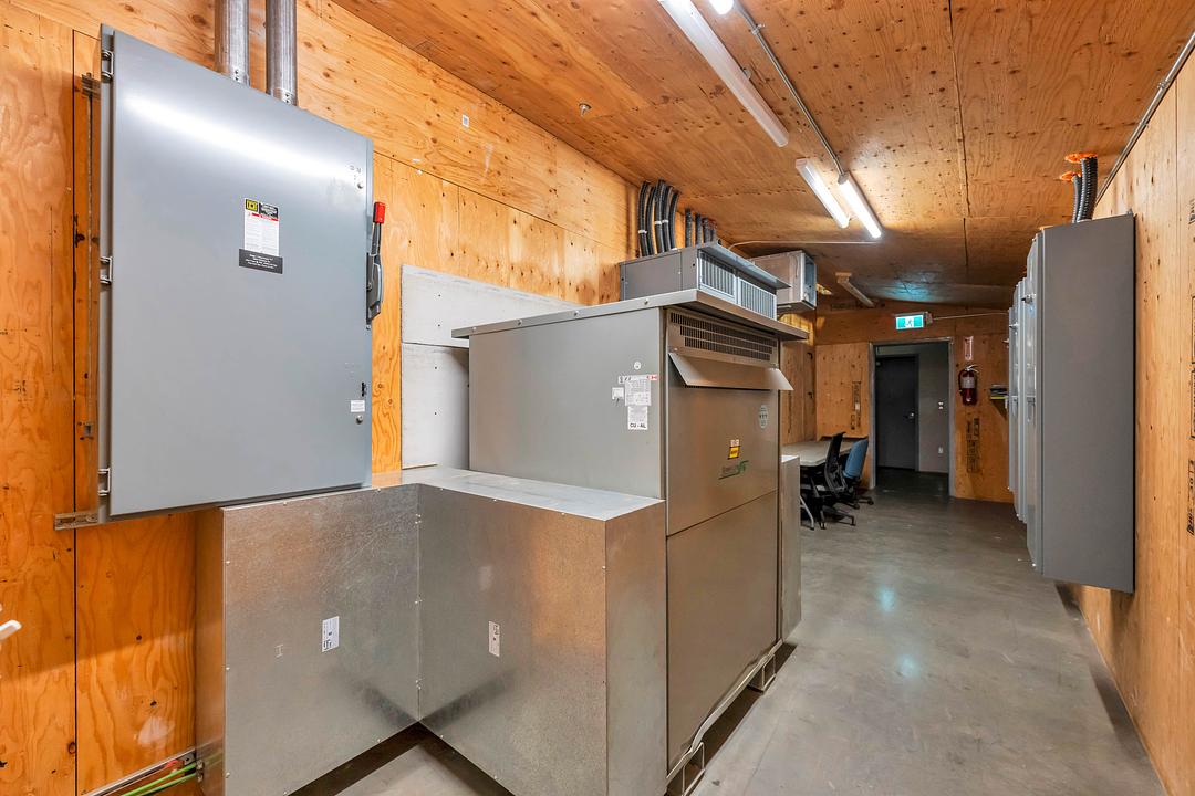 19055 Airport Way, Pitt Meadows, BC