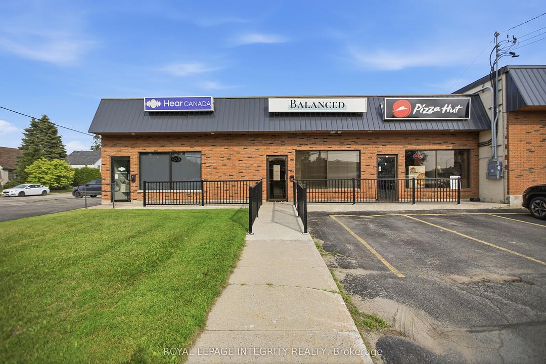 Unit #7 - 100 Madawaska Boulevard, Arnprior, ON