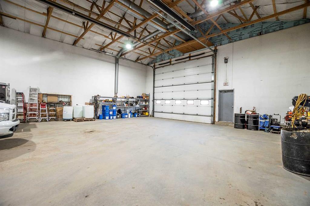 4204 50 Avenue, Stettler, AB