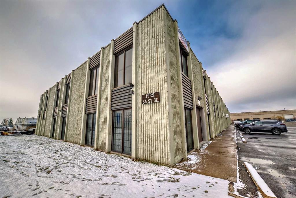 1829 54 Street Southeast, Calgary, AB