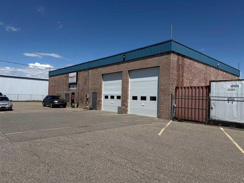232 Stubb Ross Road, Lethbridge, AB