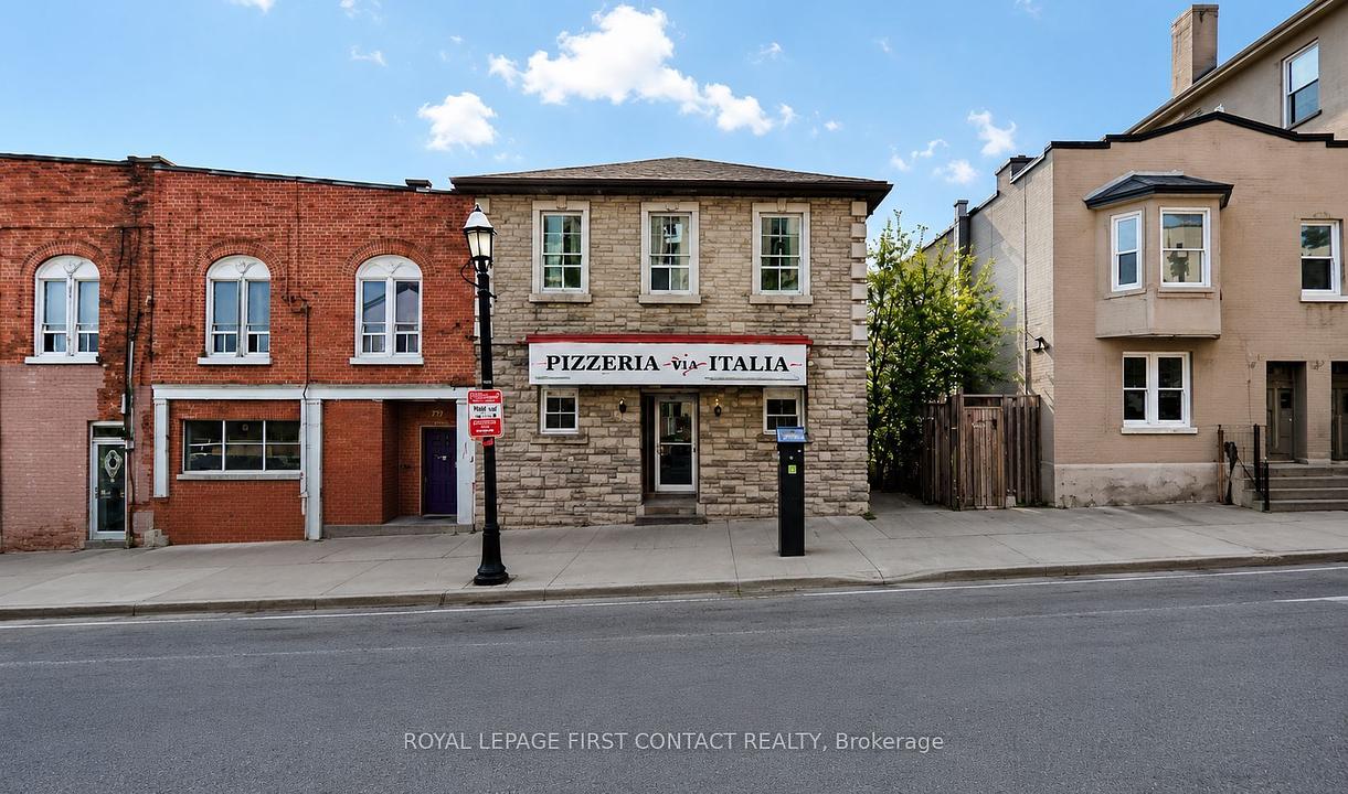 18 Mulcaster Street, Barrie, ON