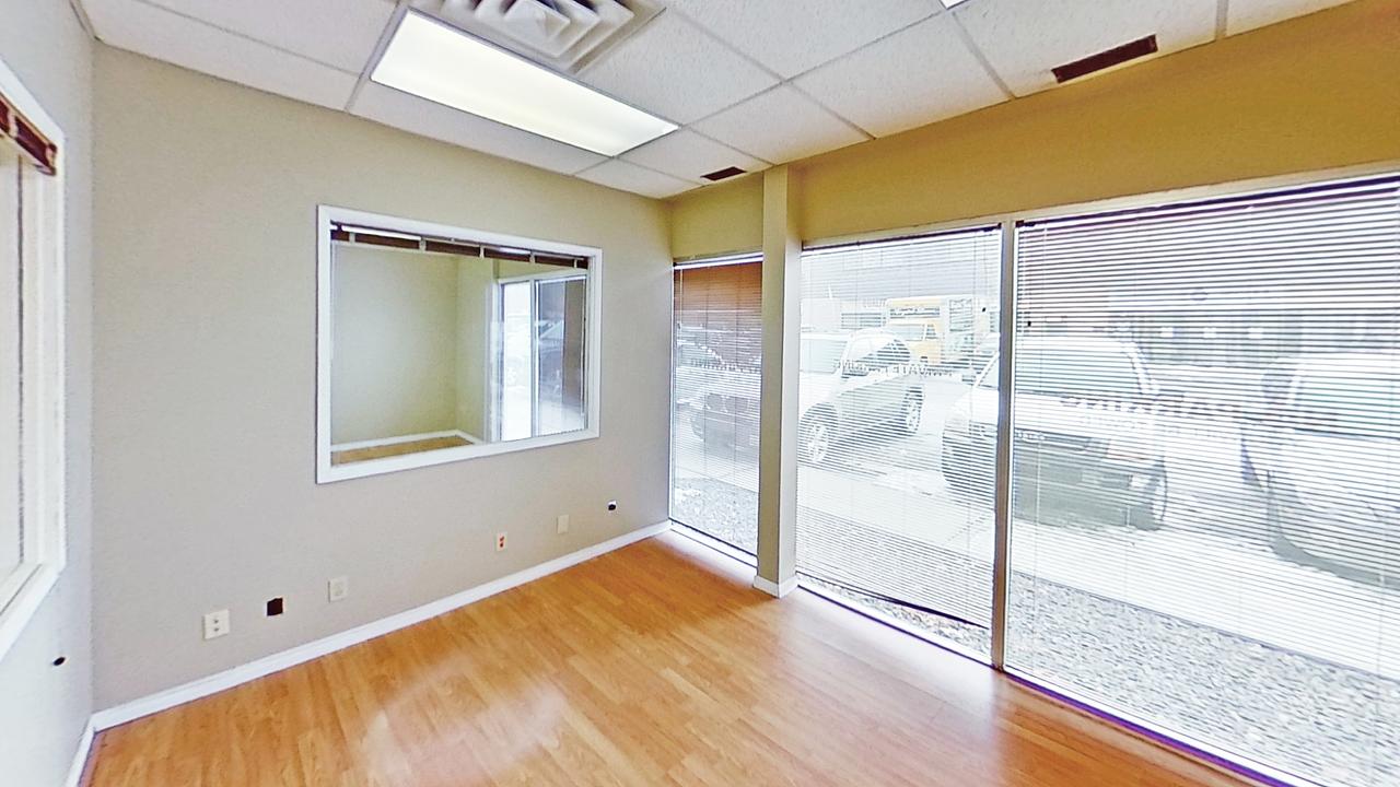 101 - 3424 27 Street Northeast, Calgary, AB