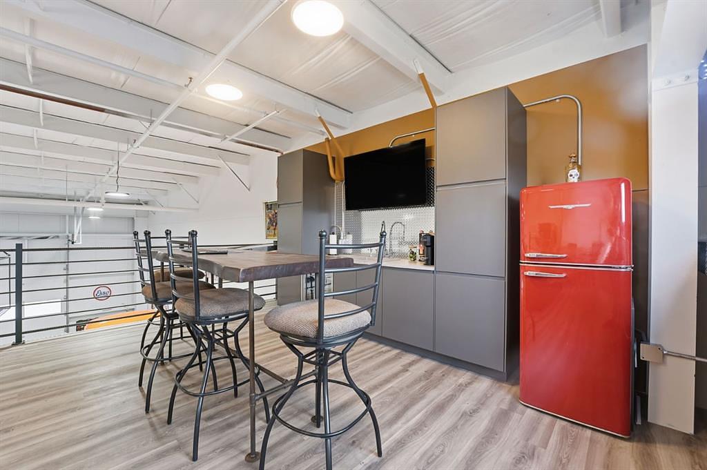 18 - 25 Southbank Crescent, Okotoks, AB