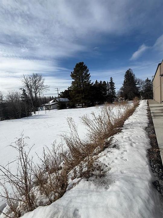 4609 52 Street, Entwistle, AB