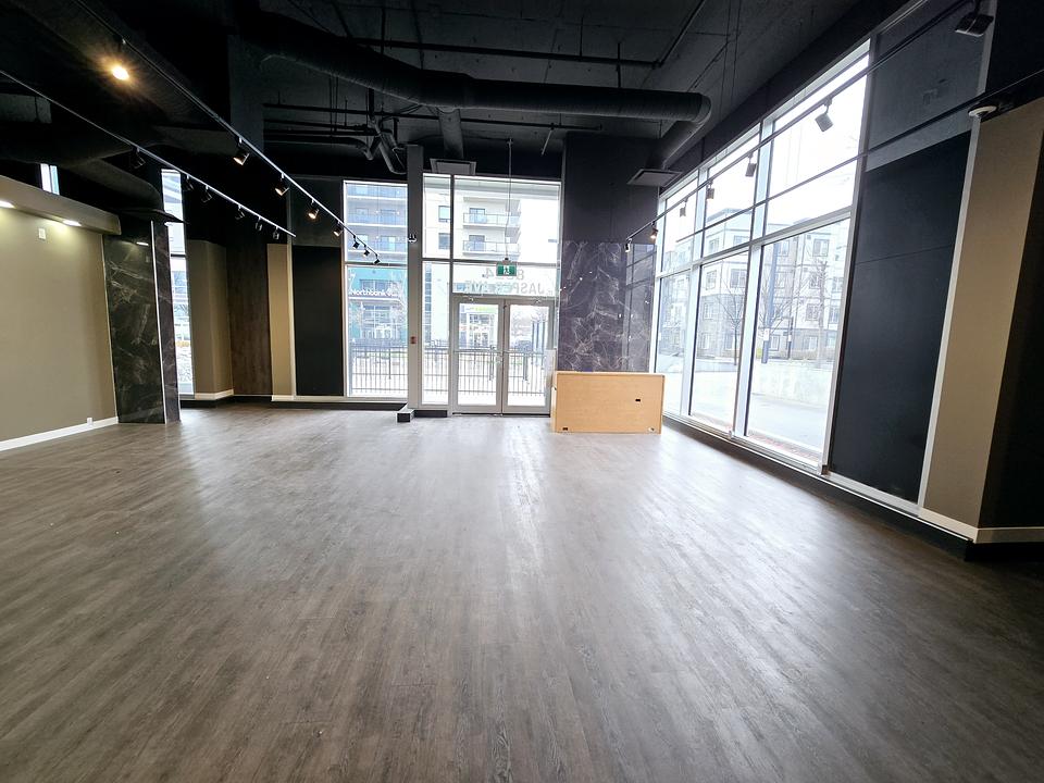 8524 Jasper Avenue, Edmonton, AB