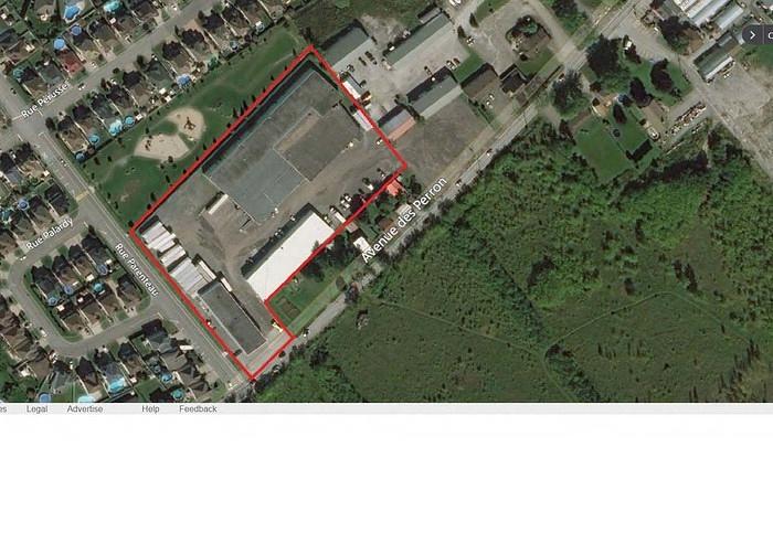 1065 Avenue des Perron, Laval, QC