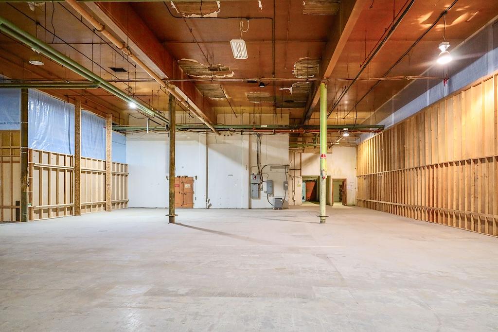 8324 Fraser Street, Vancouver, BC