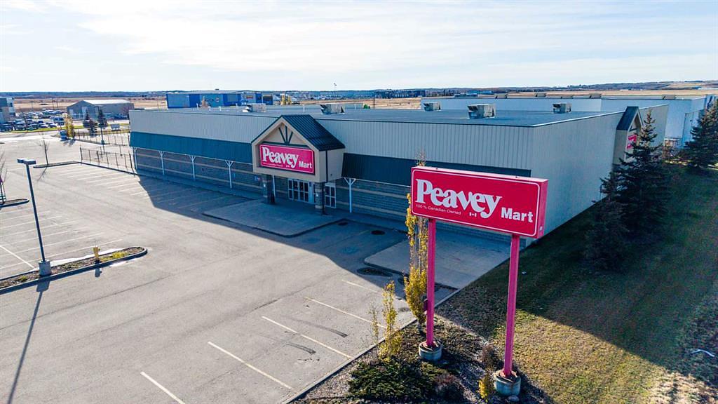 9902 120 Street, Grande Prairie, AB