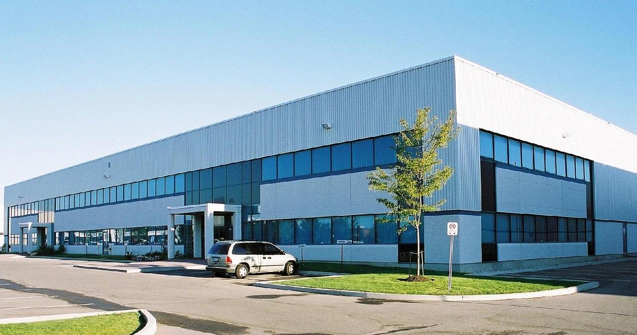 1-2-4PAGET - Goreway Drive, Brampton, ON