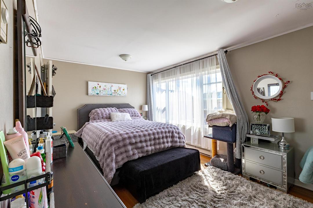 250 Main Street, Yarmouth, NS