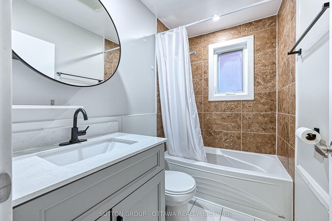 156 Dagmar Avenue, Ottawa, ON