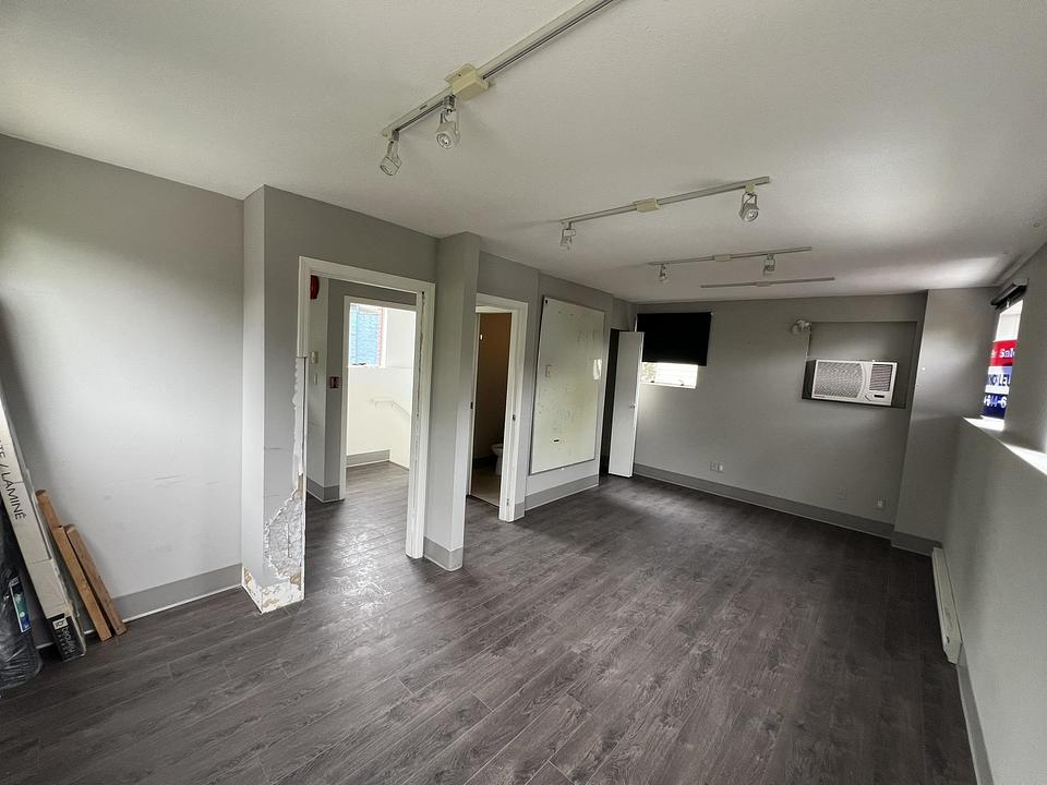 1340 West 4th Avenue, Vancouver, BC