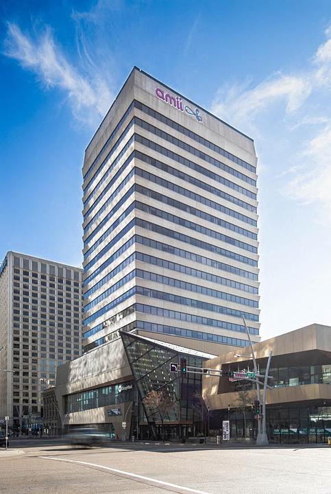 2010 - 10065 Jasper Avenue, Edmonton, AB