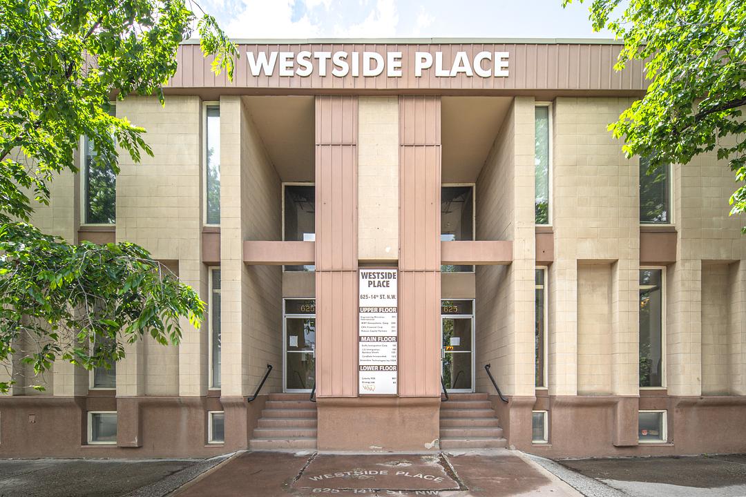 625 14 Street Northwest, Calgary, AB