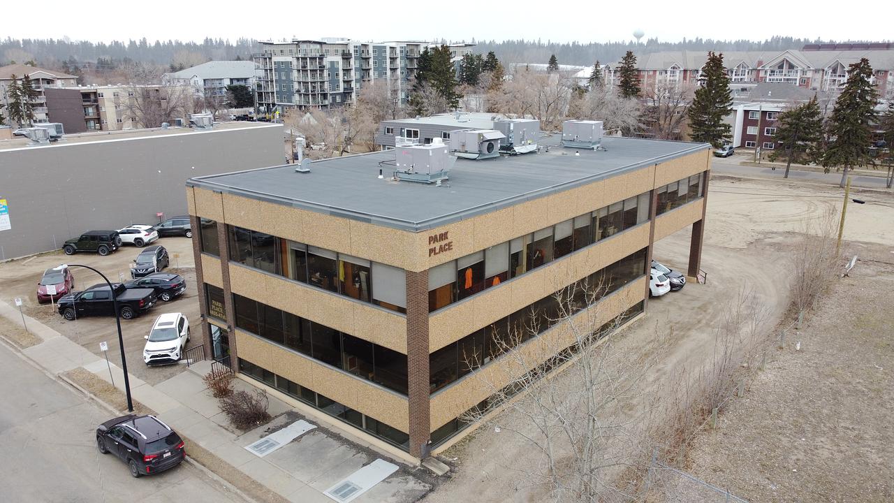 4825 47 Street, Red Deer, AB