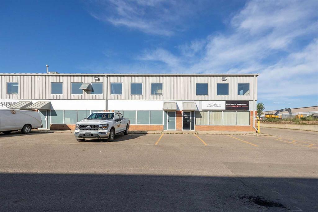 F6 - 380 Mackenzie Boulevard, Fort McMurray, AB