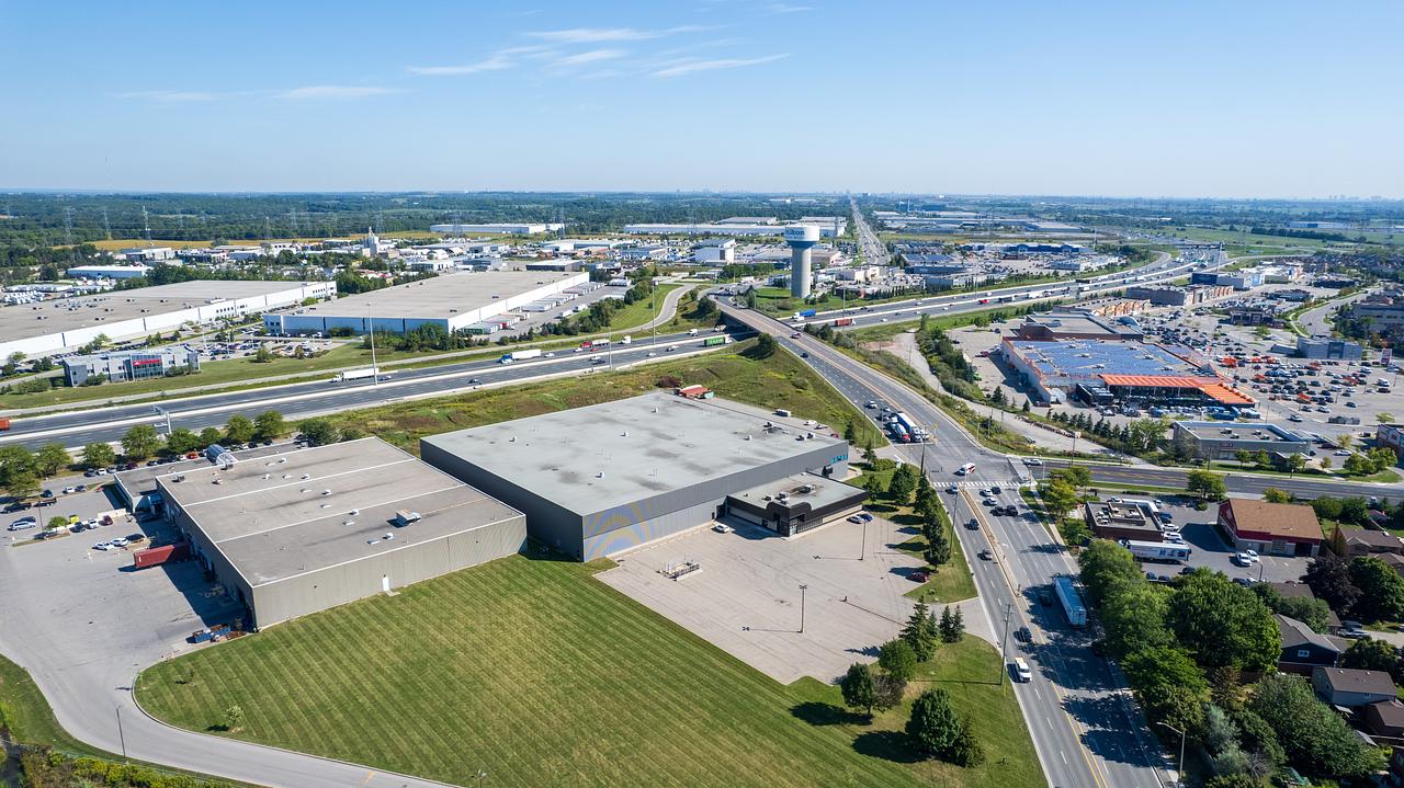 901 Steeles Avenue East, Milton, ON