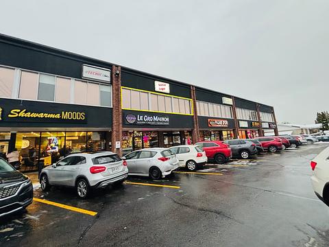 3509 Boulevard de la Concorde Est, Laval, QC